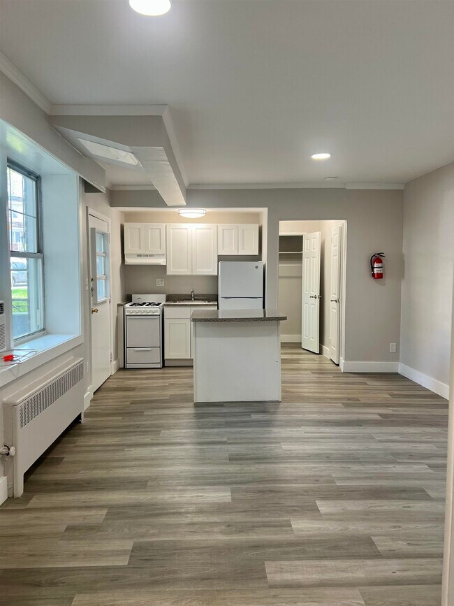 Foto del edificio - 7312 JFK Blvd E