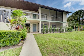 Building Photo - 6446 Chasewood Dr