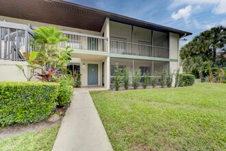 Building Photo - 6446 Chasewood Dr