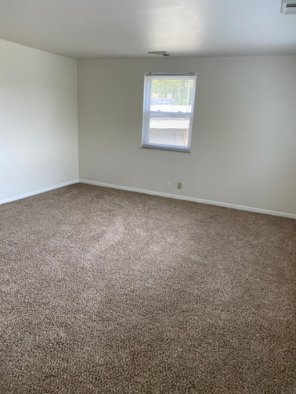 Building Photo - 4947 Charlemar Dr