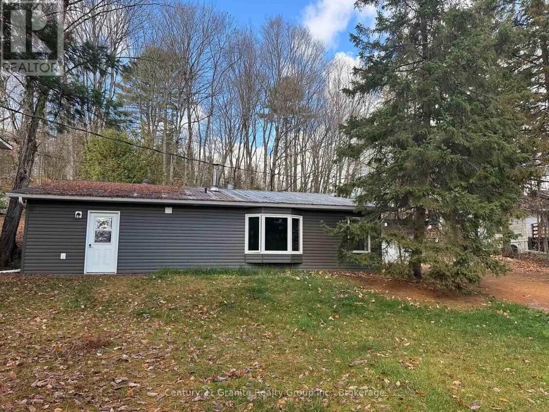 Primary Photo - 4687 Haliburton County Rd 21