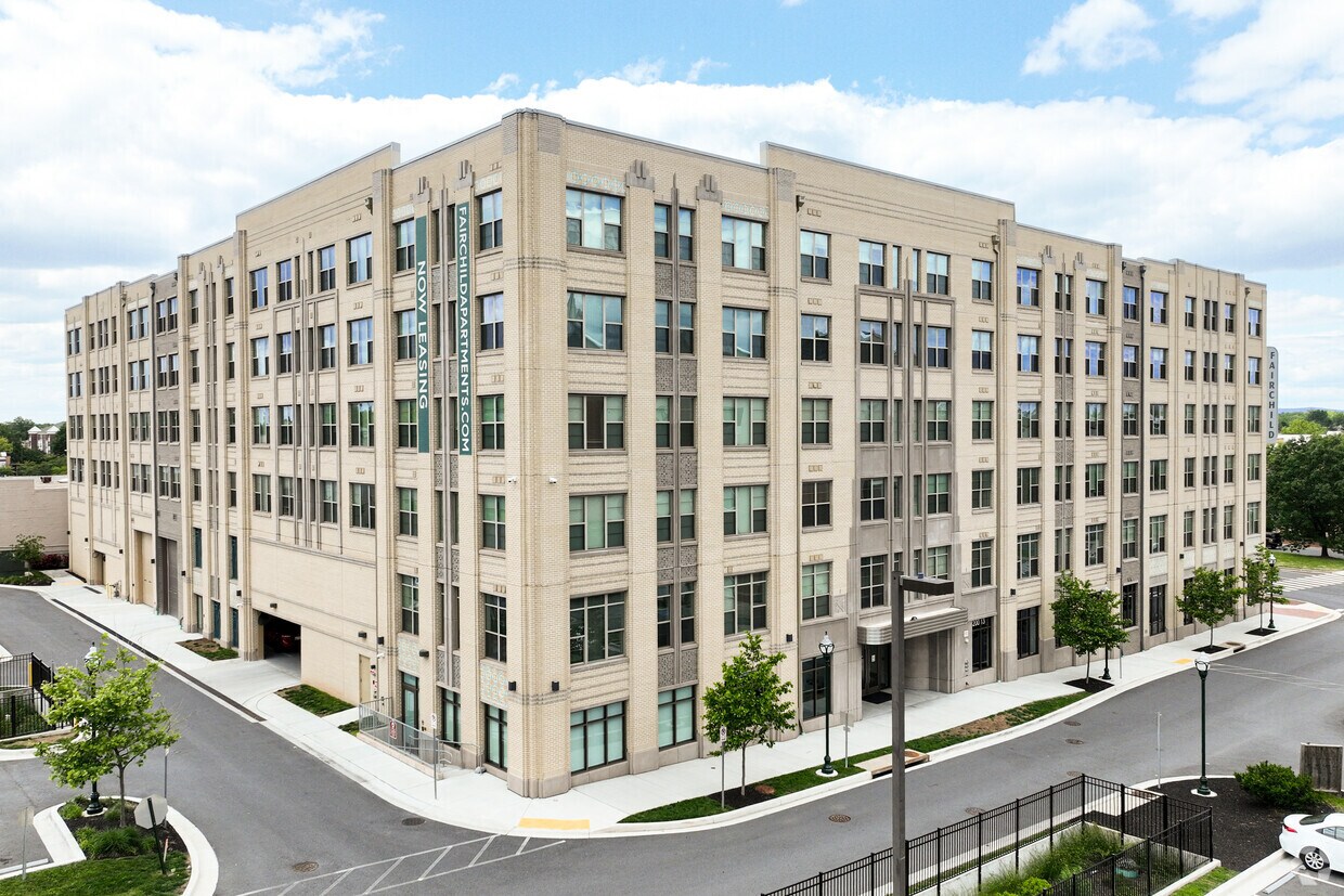 Foto principal - Fairchild Apartments