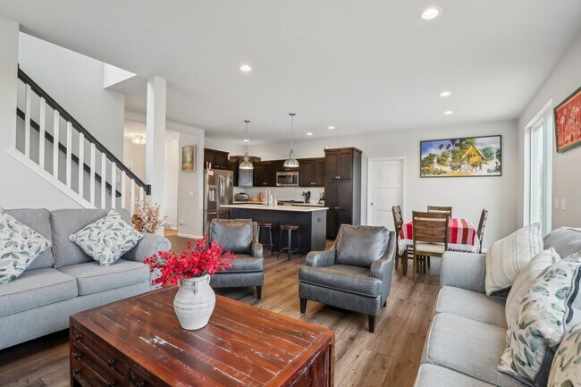 Foto del edificio - 415 Tawny Elm Pkwy