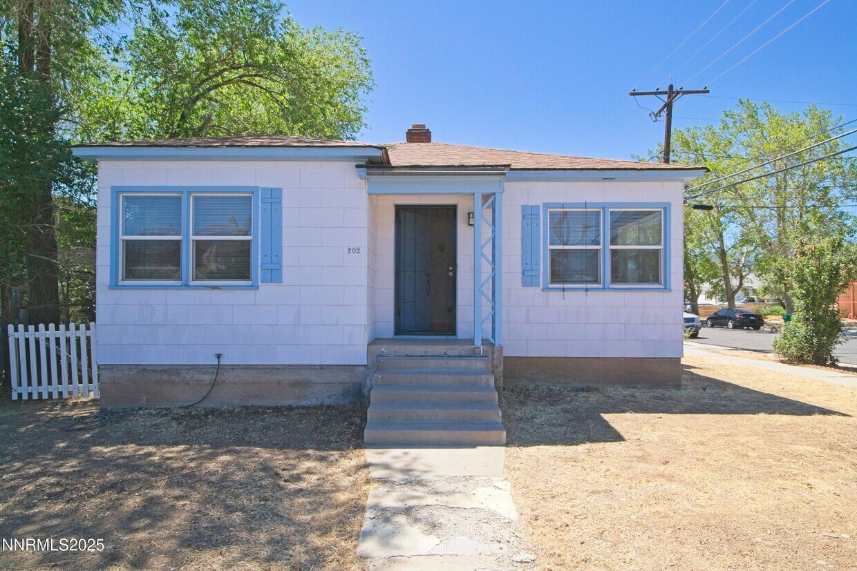 Foto principal - 202 Claremont St
