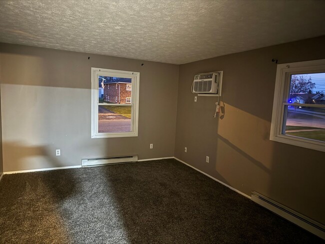 Building Photo - 904-906-906 N Highland Ave