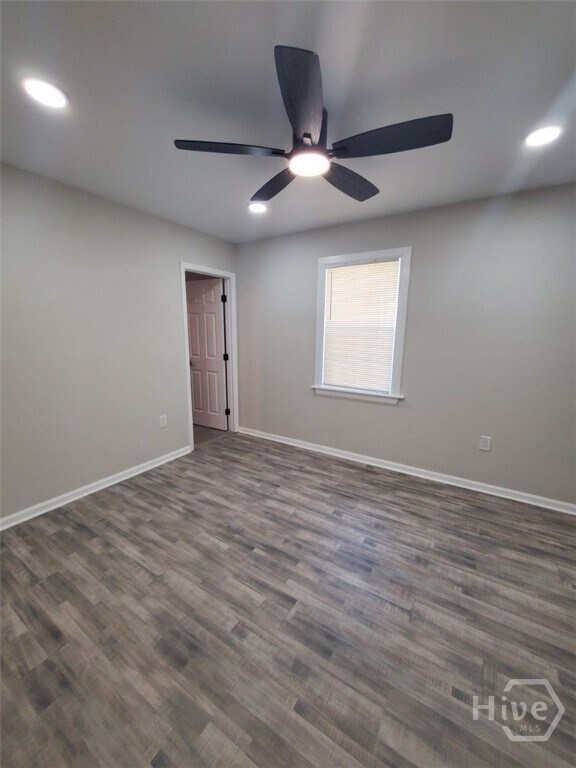 Building Photo - 1202 Love St