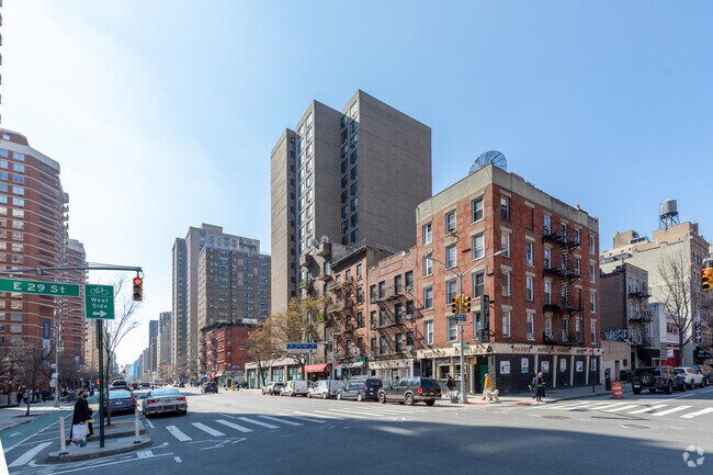 Foto del edificio - 515 Second Ave