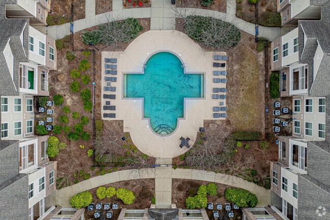 Pool At Building 4 - Sterling