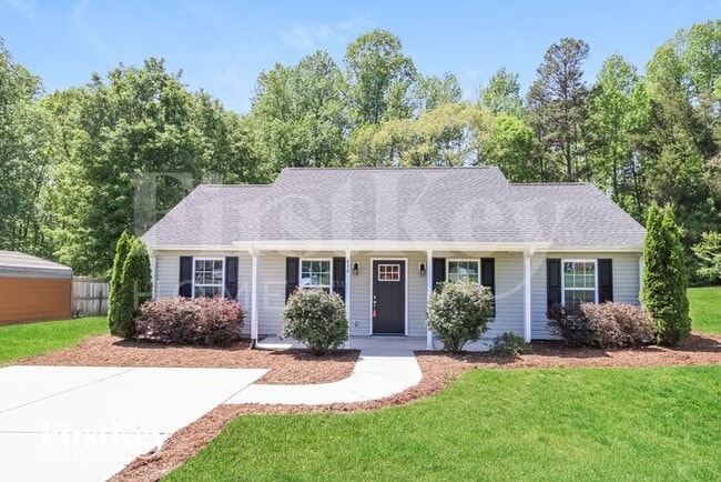 Building Photo - 438 Garland Dr