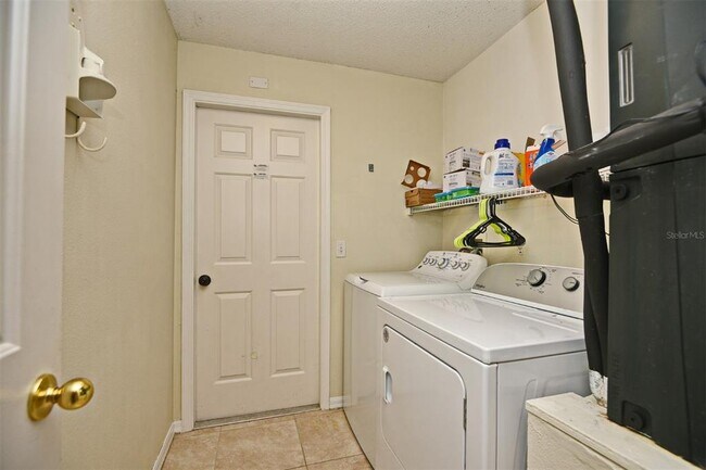 Building Photo - 7957 Magnolia Bend Ct