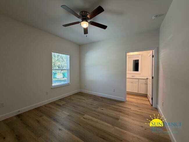 Foto del edificio - Great New Construction Unit in Fort Walton Beach!