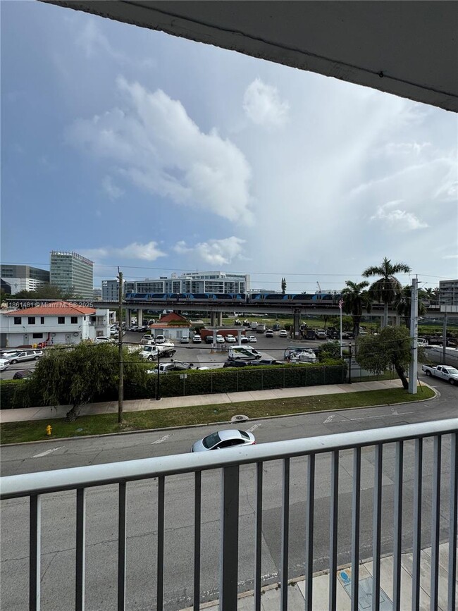 Foto del edificio - 1010 NW 11th St