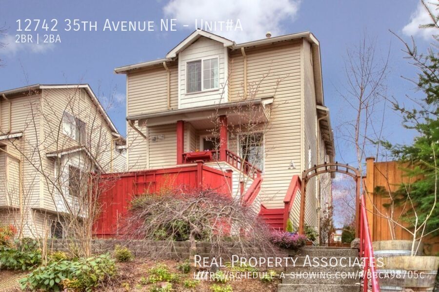 Foto principal - 12742 35th Ave NE