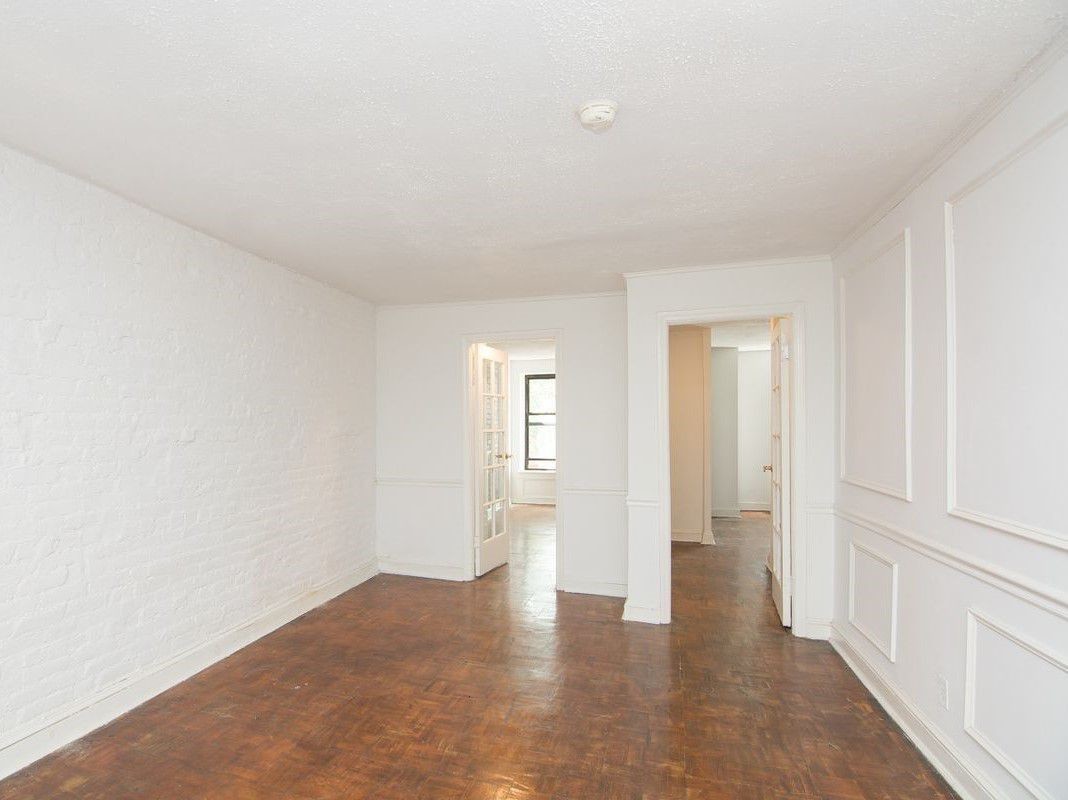Foto principal - 87 Waverly Ave