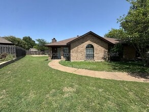 Building Photo - 453 Little Valley Ct