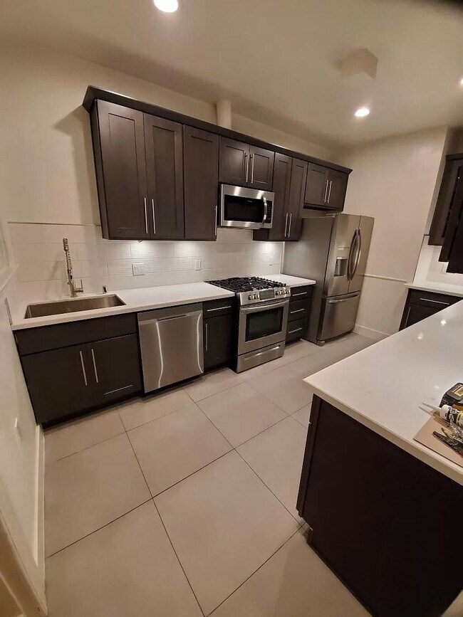 Foto del edificio - 1422 Waller St