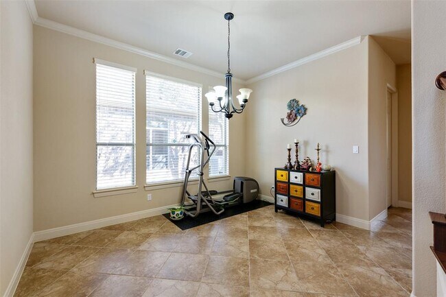 Foto del edificio - 3808 Avery Woods Ln