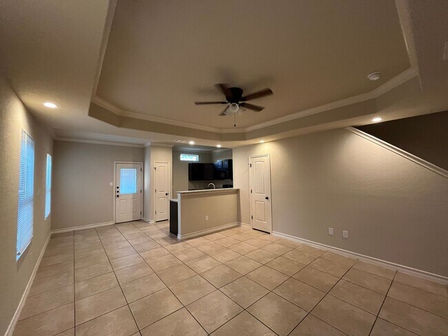 Foto del edificio - 6634 Mia Way
