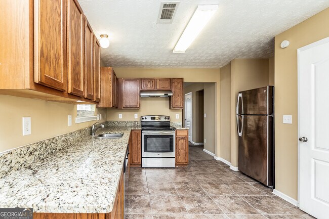 Building Photo - 20 Benjamin Point