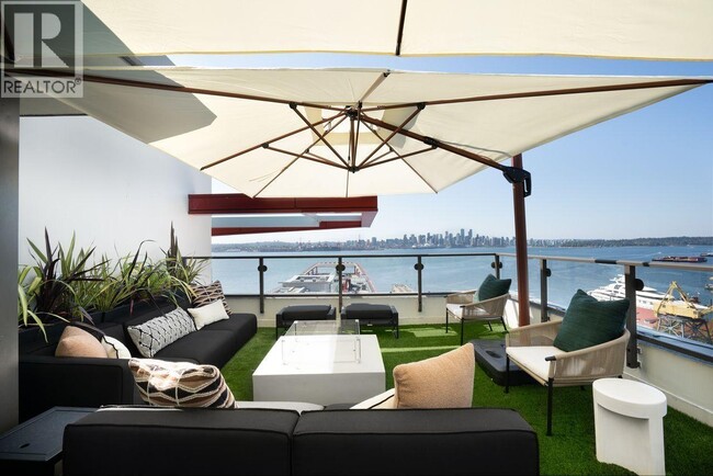 Building Photo - 162 Victory Ship Way