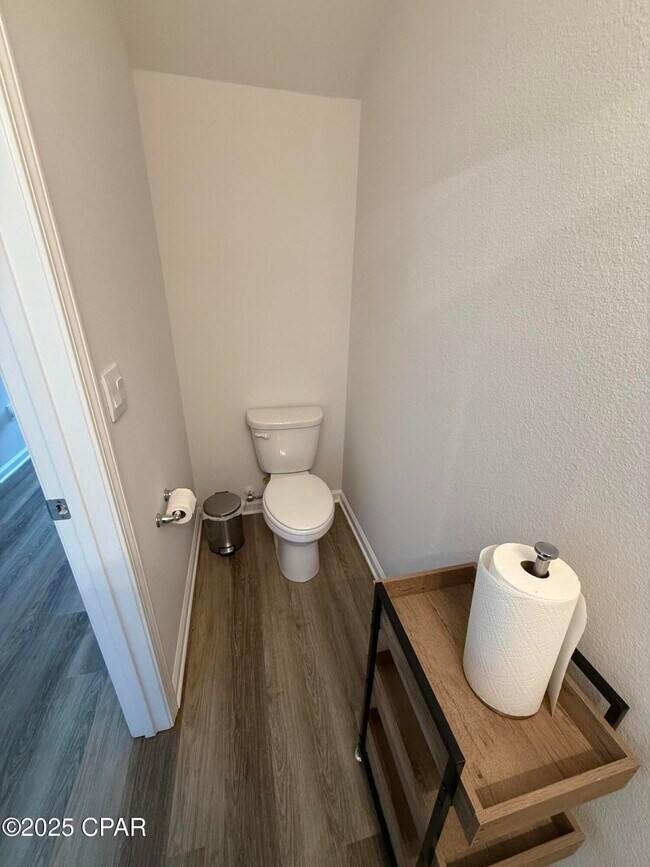 Foto del edificio - 1747 Jakes Dr