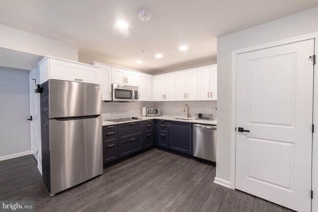 Building Photo - 8138 Ridgely Loop