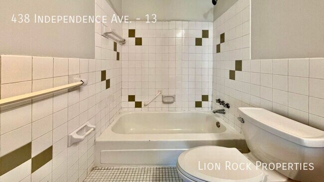Foto del edificio - 438 Independence Ave N