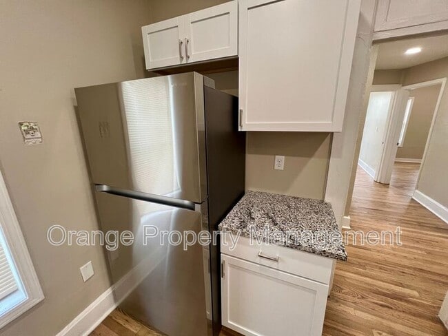 Photo - 502 William St Apartment