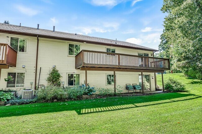 Foto del edificio - 7041 South Bluewater Drive - 1