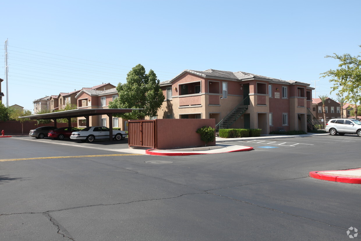 Parkway Silverado Ranch Apartments