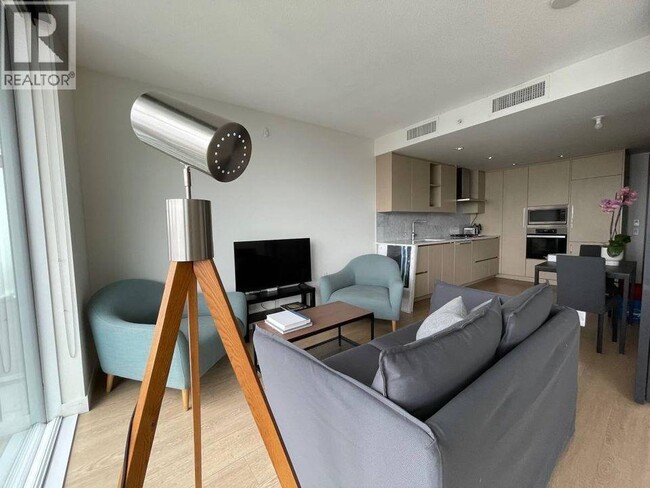 Building Photo - 89 Nelson St.