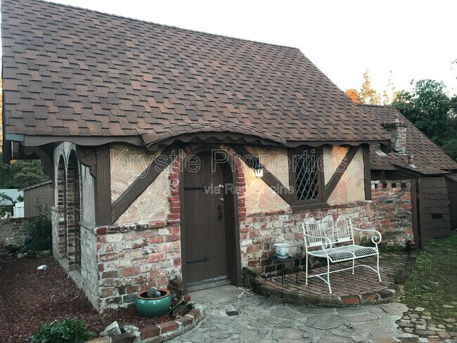 Foto del edificio - 50 Winslow Ave