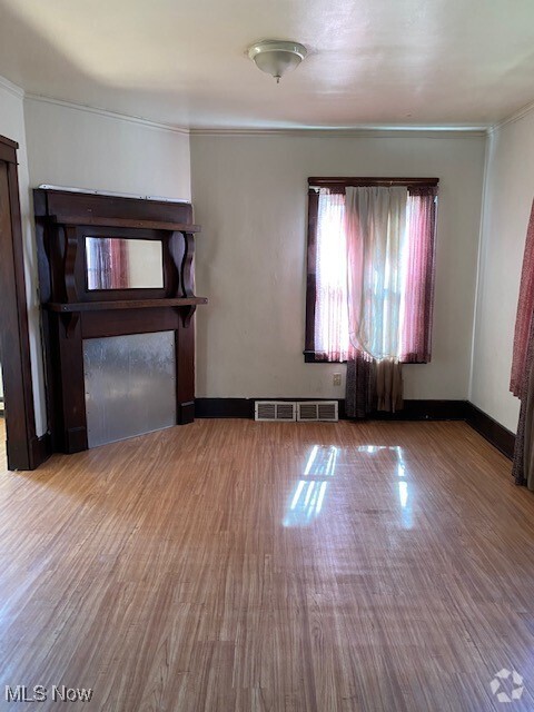 Building Photo - 1678 Mahoning Ave