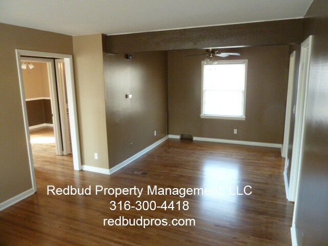 Foto del edificio - 2147 S Parkwood Ln