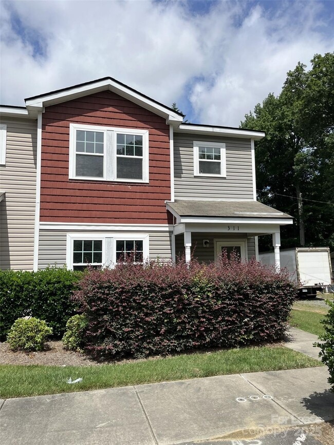Building Photo - 311 Drury Dr