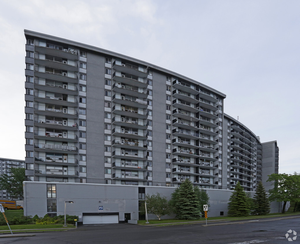 Building Photo - Somerset Towers East & West