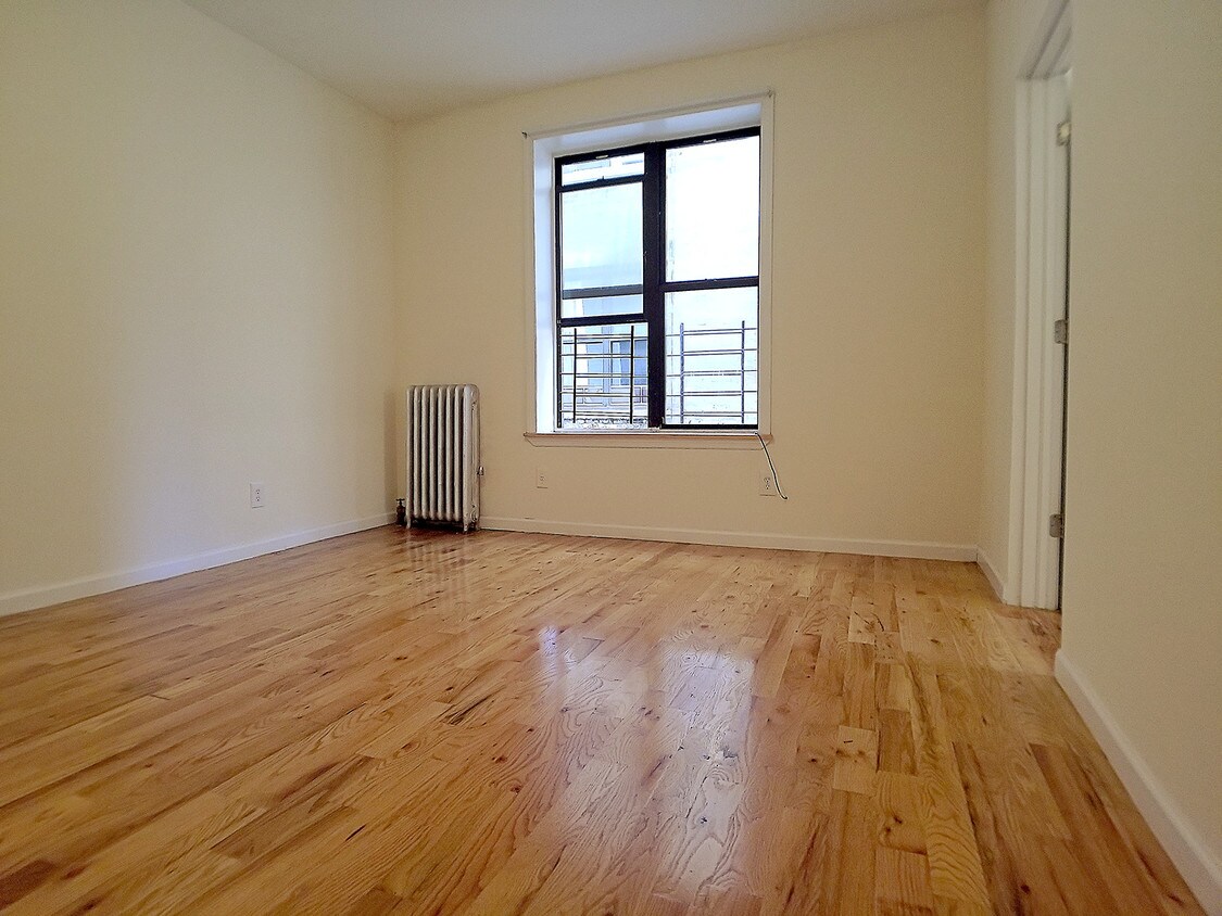 Primary Photo - 49 St Nicholas Terrace