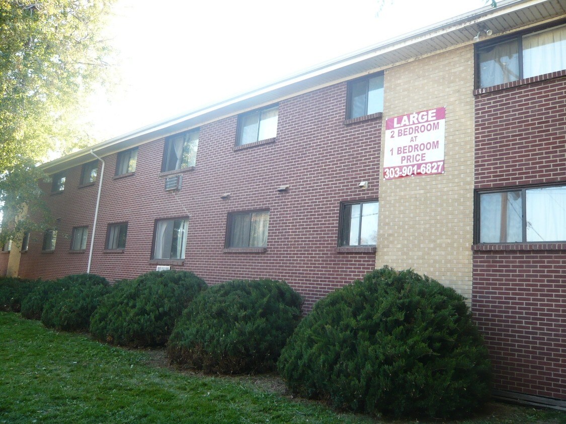 Primary Photo - Brookside Manor Apartments