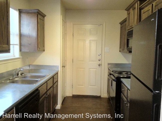 Building Photo - 3 br, 2 bath House - 1309 Chapel Creek