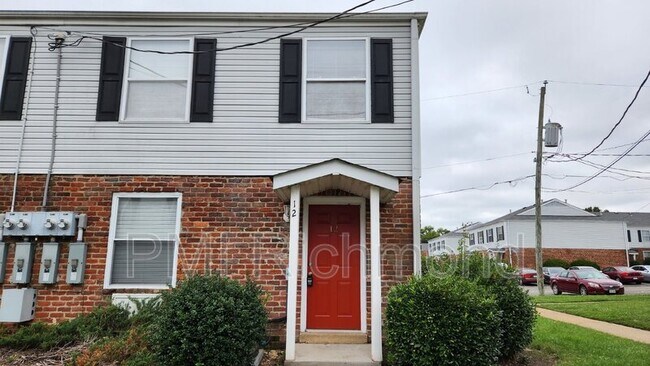 Foto del edificio - 3516 E Richmond Rd