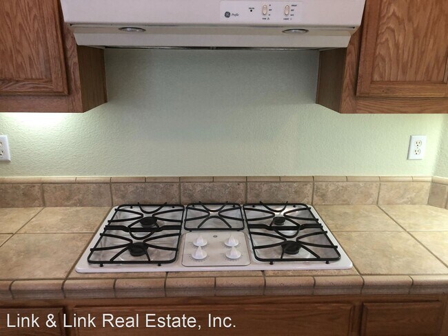 Building Photo - 3 br, 2 bath House - 4211 Virginia Pine Court