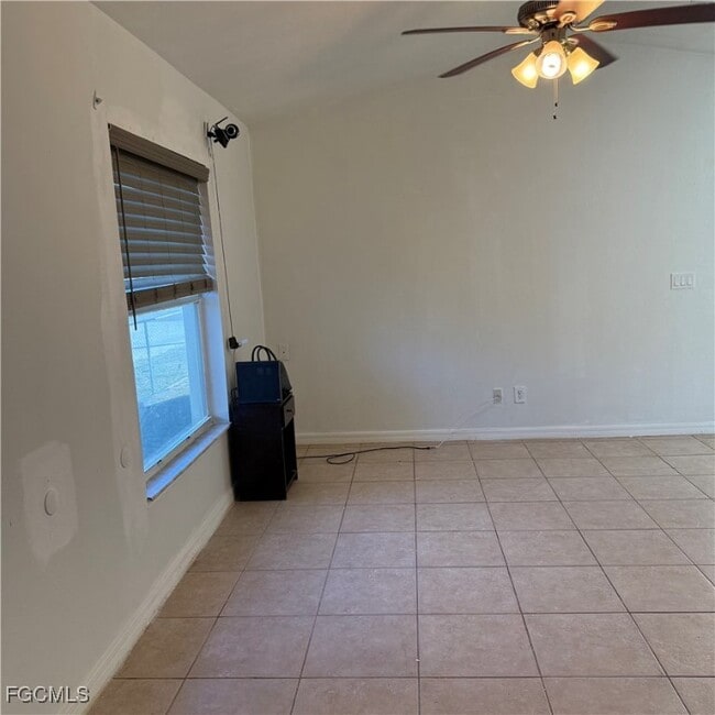 Building Photo - 2172 Simon Ct