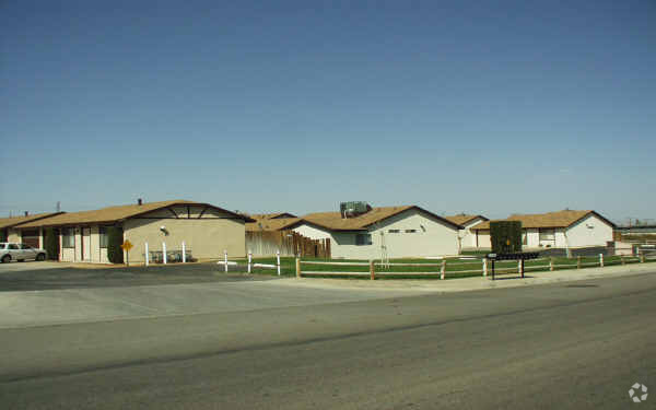 Building Photo - 15972 Sequoia Ave