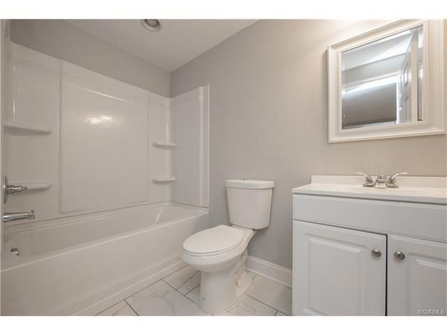 Building Photo - 2615 Grayland Ave