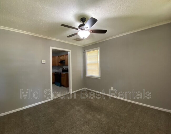 Foto del edificio - 1345 Gill Ave
