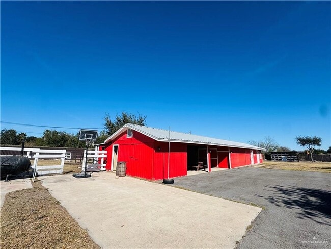 Foto del edificio - 21 N Shary Rd