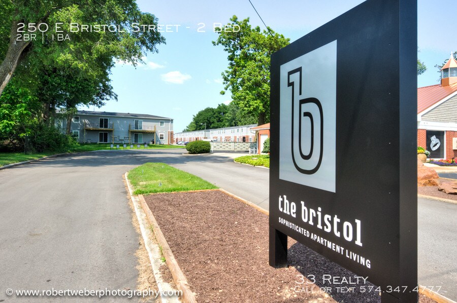 Primary Photo - The Bristol - Sophisticated Apartment Living