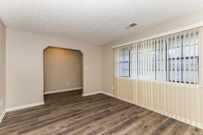 Foto del edificio - 185 Summertown Dr