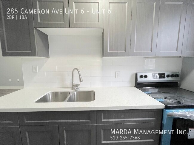 Photo du bâtiment - MODERN 2 BED 1 BATH NEAR UNIVERSITY OF WINDSOR! PLUS HYDRO