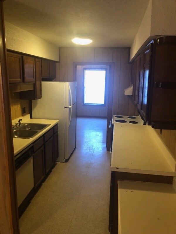 Foto del edificio - 3702 34th Ave